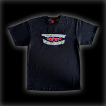 Lade das Bild in den Galerie-Viewer, TBK STICK23 SHIRT
